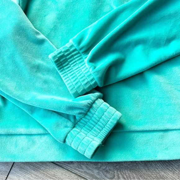 Zella Turquoise V Neck Velvet Pullover Sweater - Picture 13 of 16